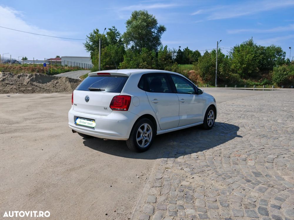Volkswagen Polo 1.4 Highline DSG - 4