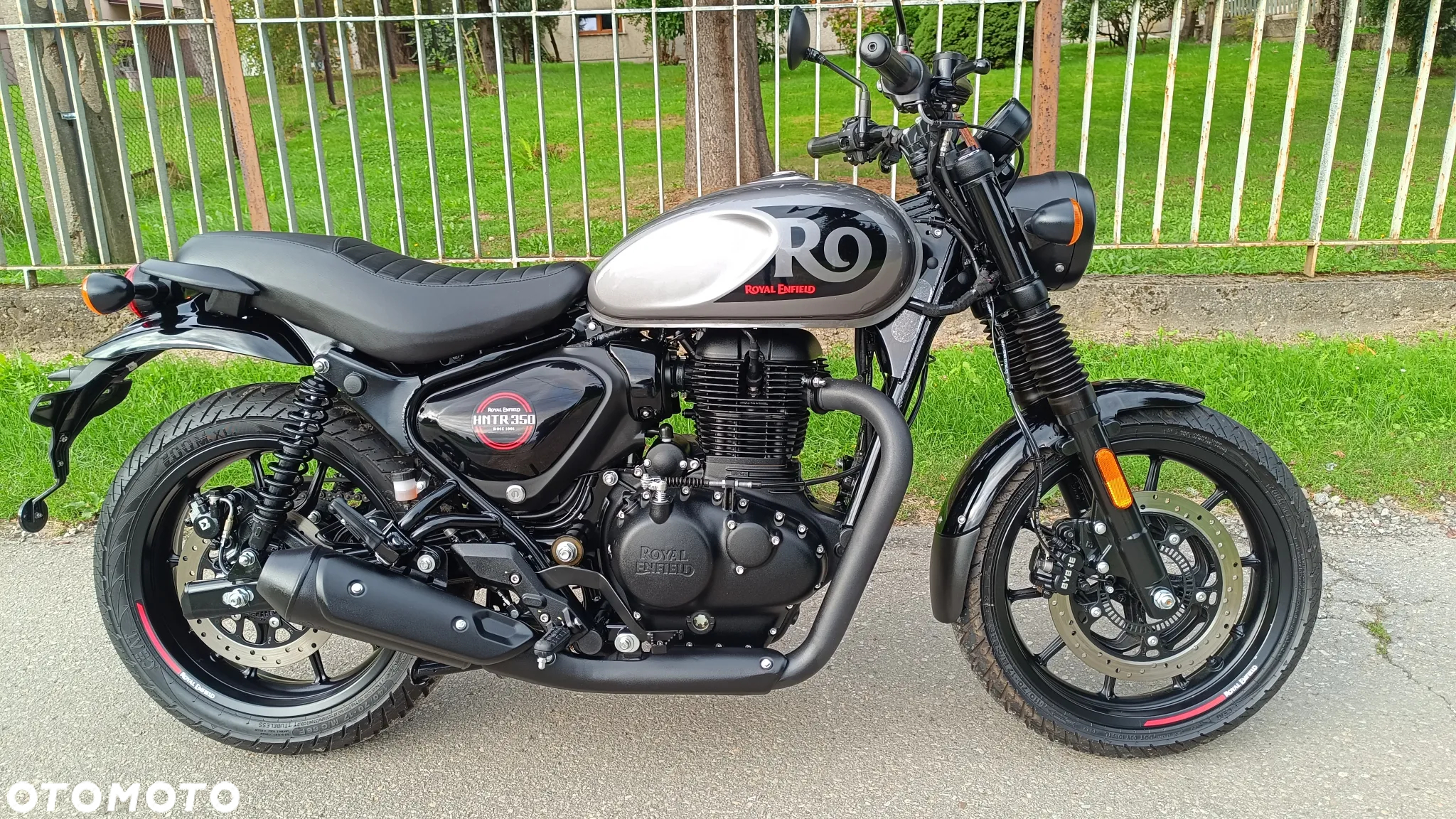 Royal Enfield HNTR - 11