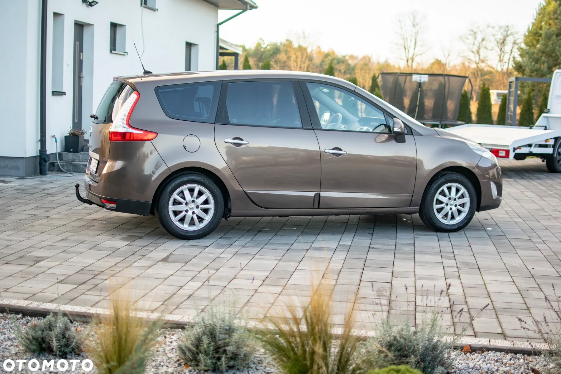 Renault Grand Scenic - 14
