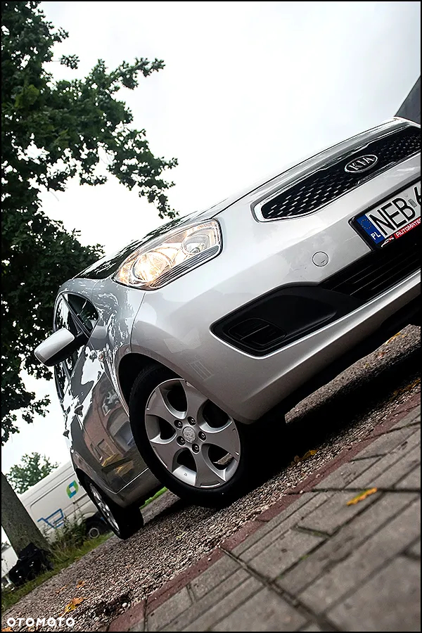 Kia Venga - 12