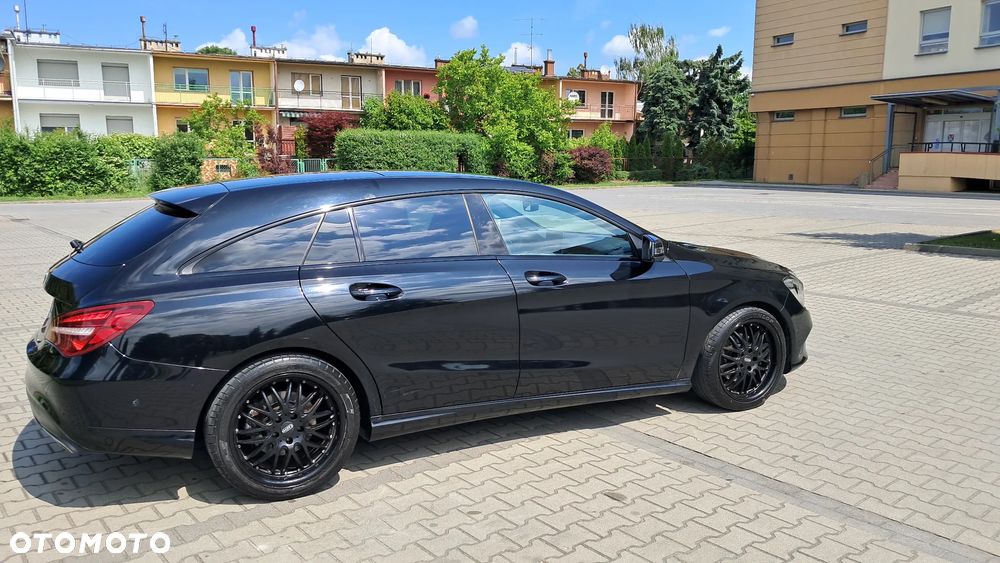 Mercedes-Benz CLA 180 UrbanStyle Edition - 6