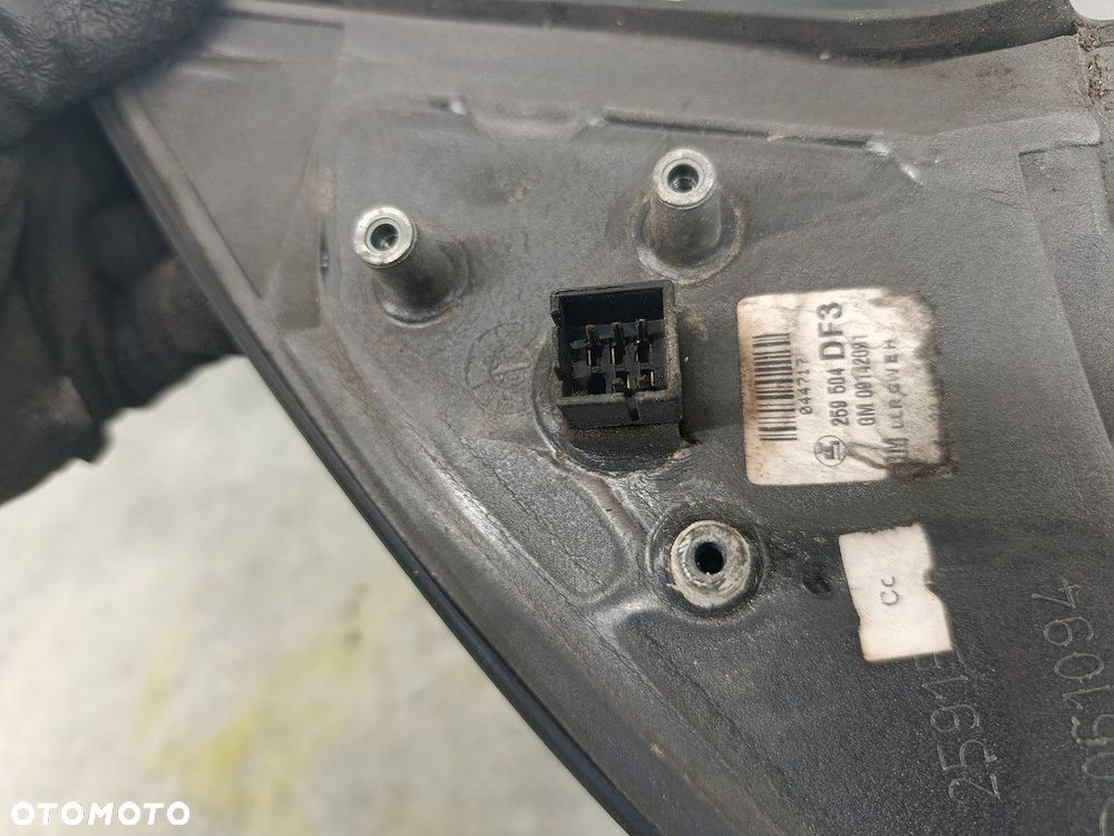 LUSTERKO PRAWE OPEL ASTRA G 09142091  E1010534 259504 Z20Z - 2