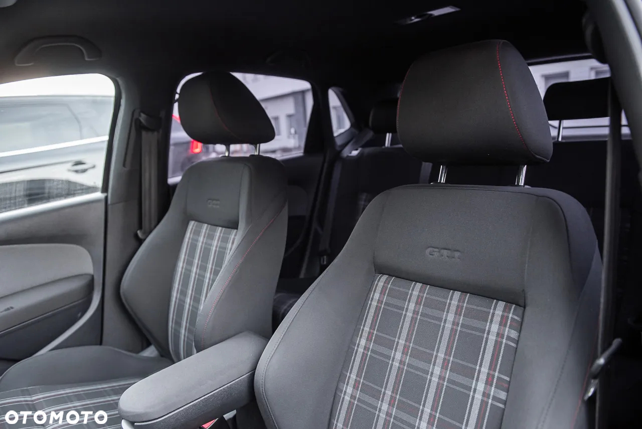 Volkswagen Polo 1.4 TSI GTI DSG - 18