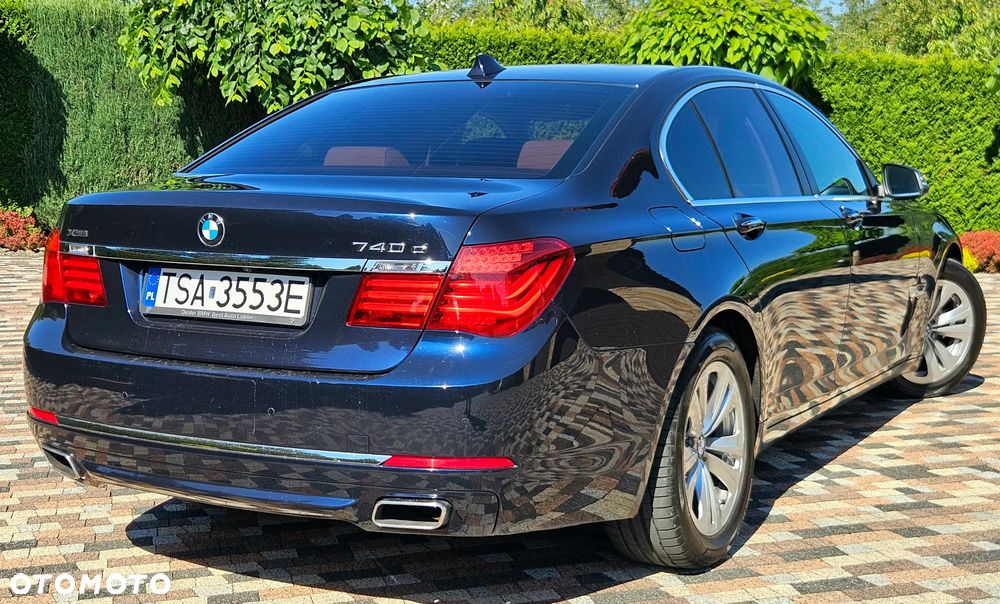 BMW Seria 7 740d - 4