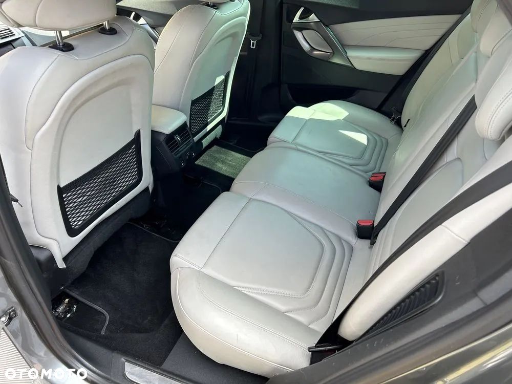 Citroën DS5 2.0 HDi Hybrid4 SoChic MCP - 8