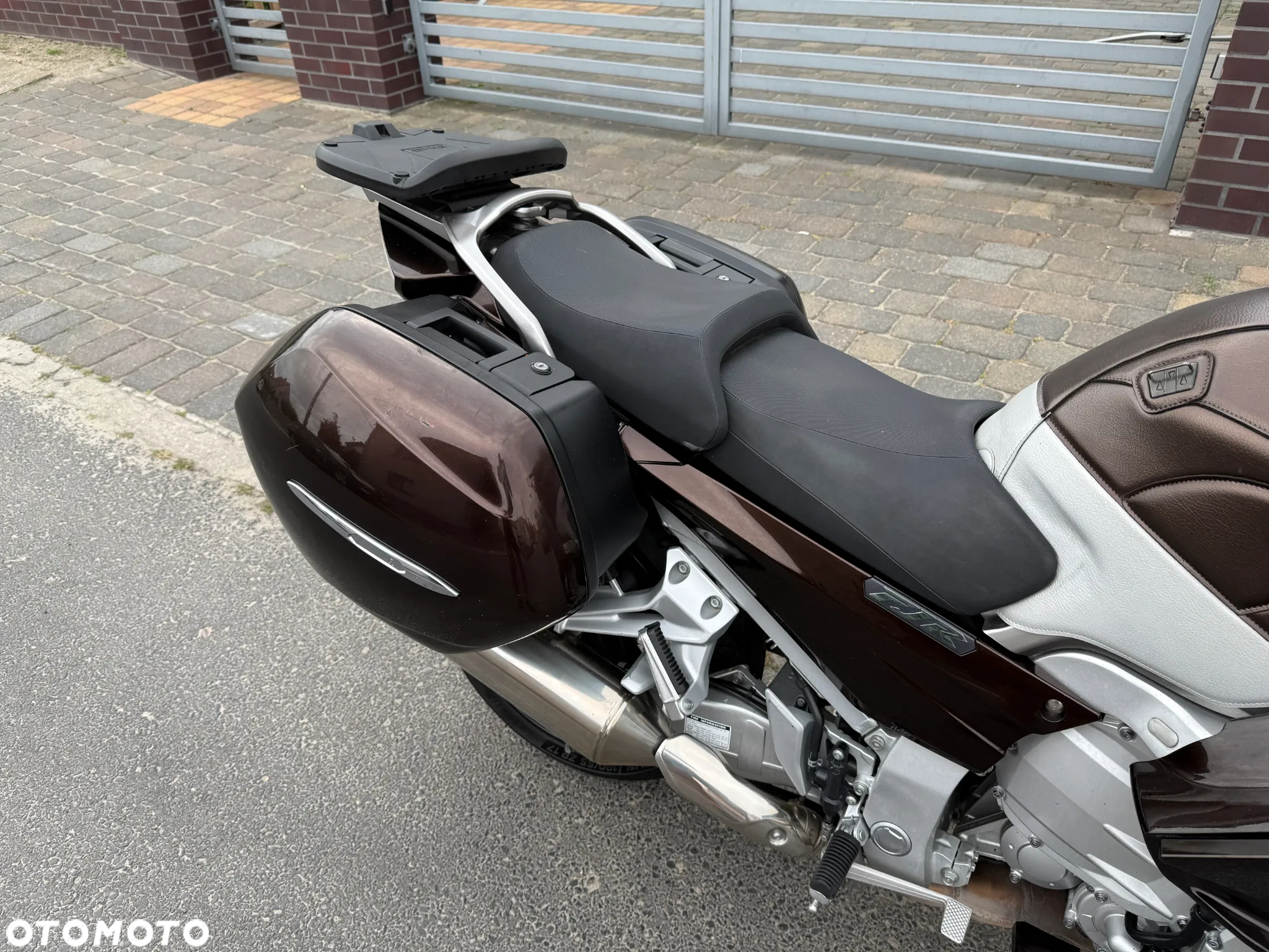 Yamaha FJR - 24