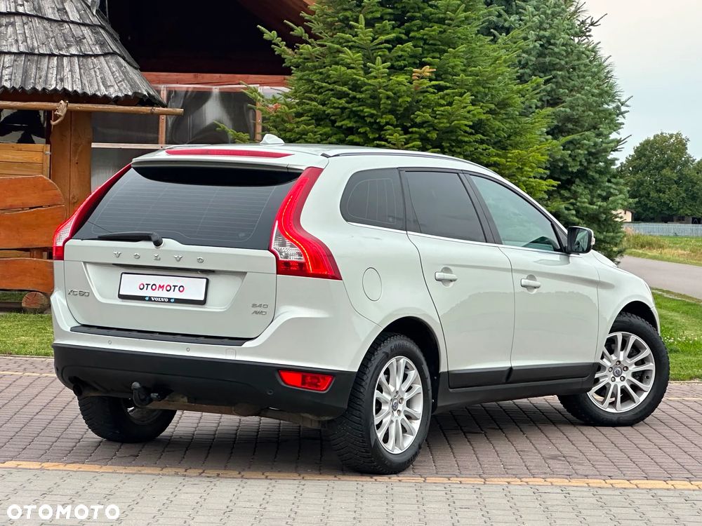 Volvo XC 60 2.4D AWD - 24