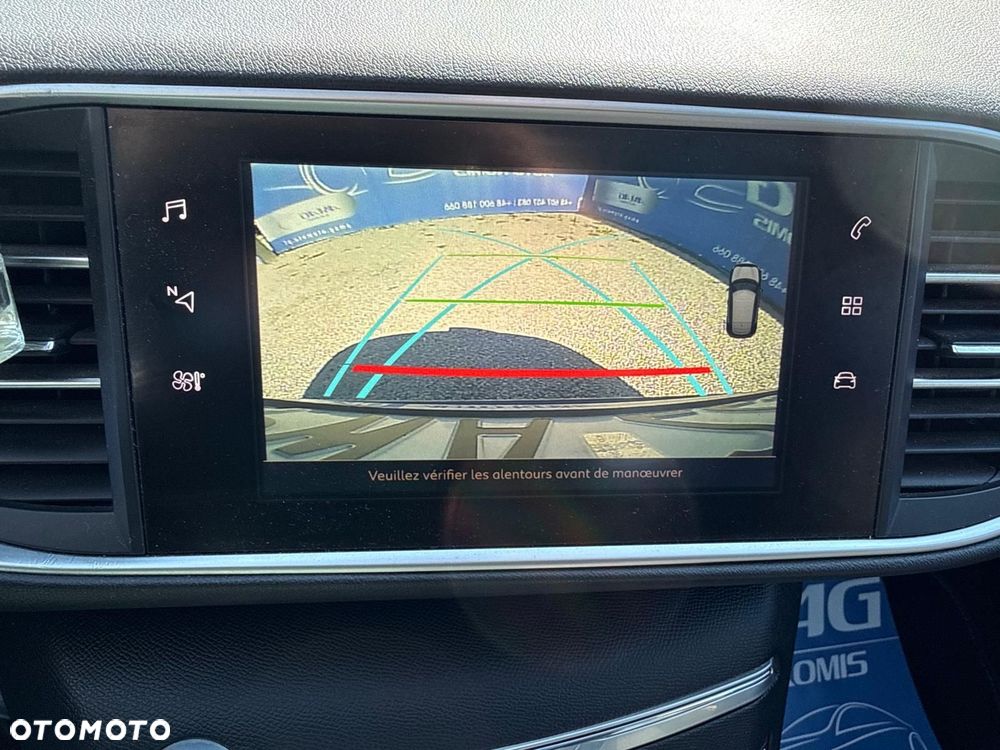 Peugeot 308 1.2 PureTech Business Line S&S - 25