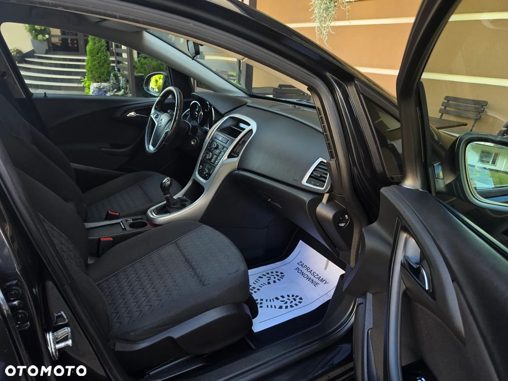 Opel Astra 1.4 Turbo - 40
