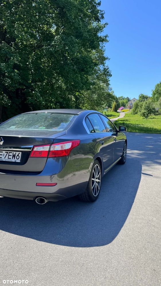 Renault Latitude 2.0 dCi Privilege - 12