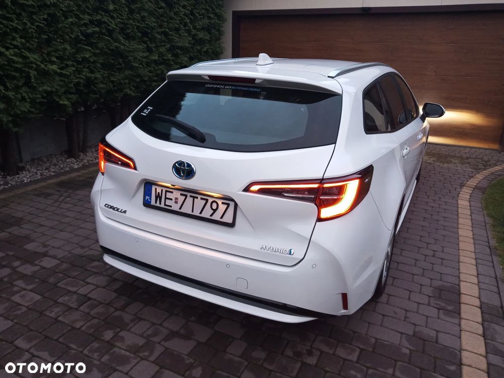 Toyota Corolla 1.8 Hybrid GPF Comfort - 13
