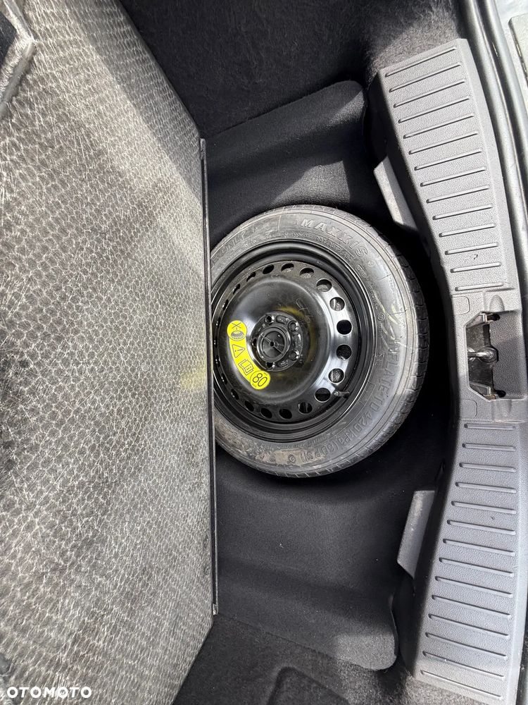 Ford Grand C-MAX - 16