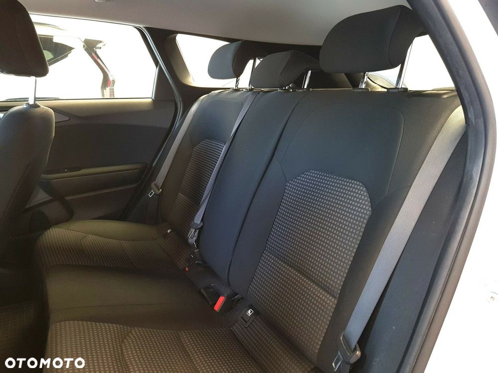 Kia Ceed 1.6 CRDi mHEV S - 25