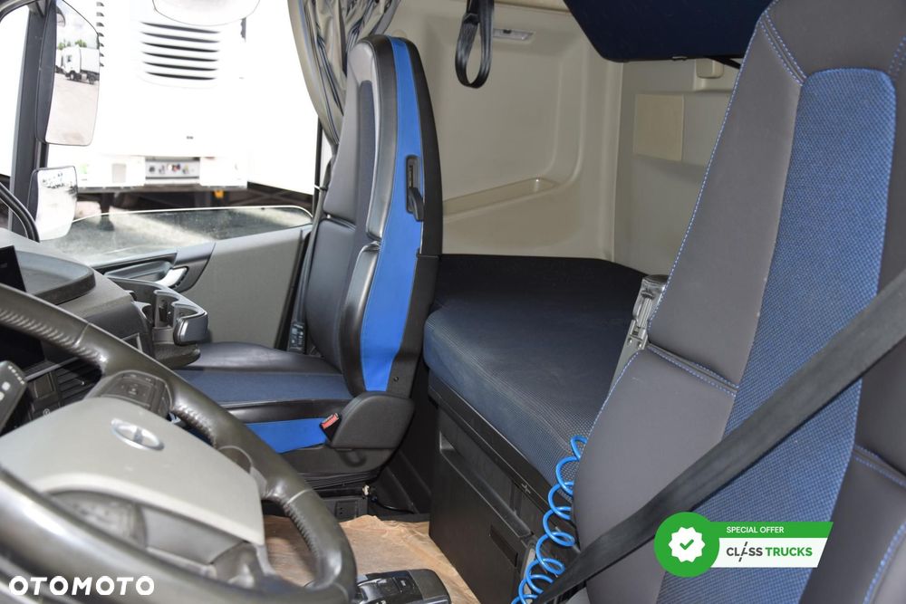 Volvo FH 460 Globetrotter XL Mega i-Save - 9
