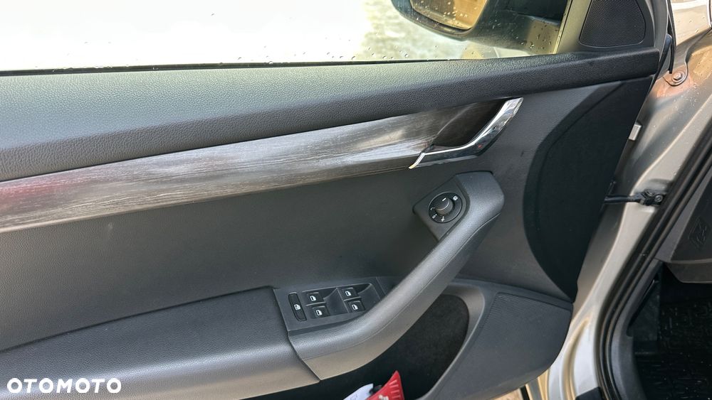 Land Rover Discovery Sport - 13