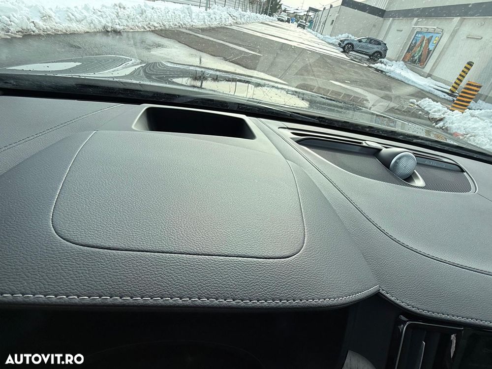 Volvo S90 Recharge T8 AWD Ultimate Dark - 25