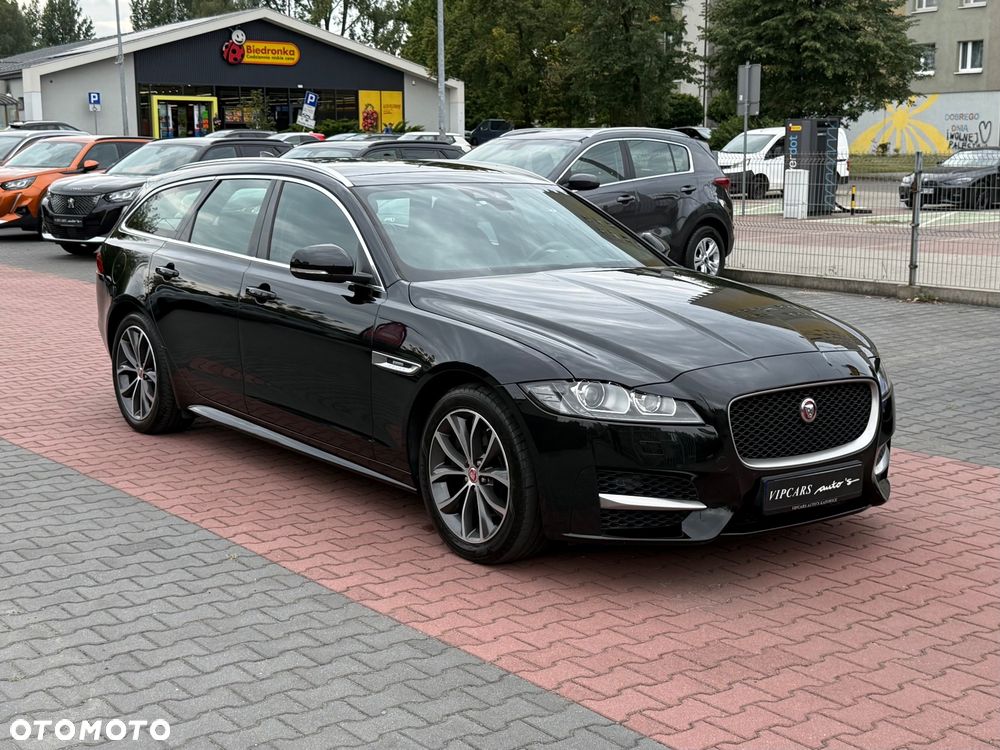 Jaguar XF 2.0 i4D R-Sport - 9