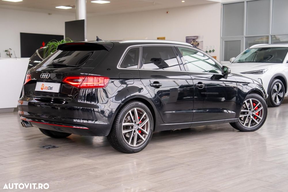 Audi A3 2.0 TDI (clean diesel) quattro S tronic S line Sportpaket - 12