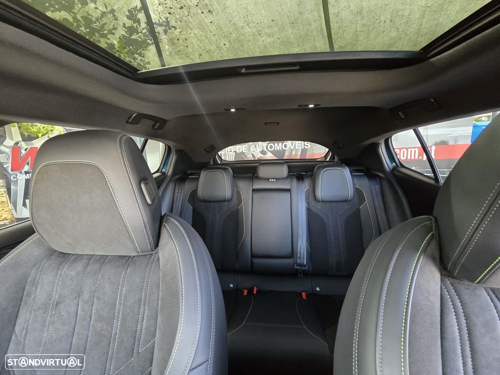 Peugeot 408 225 e-EAT8 GT - 28