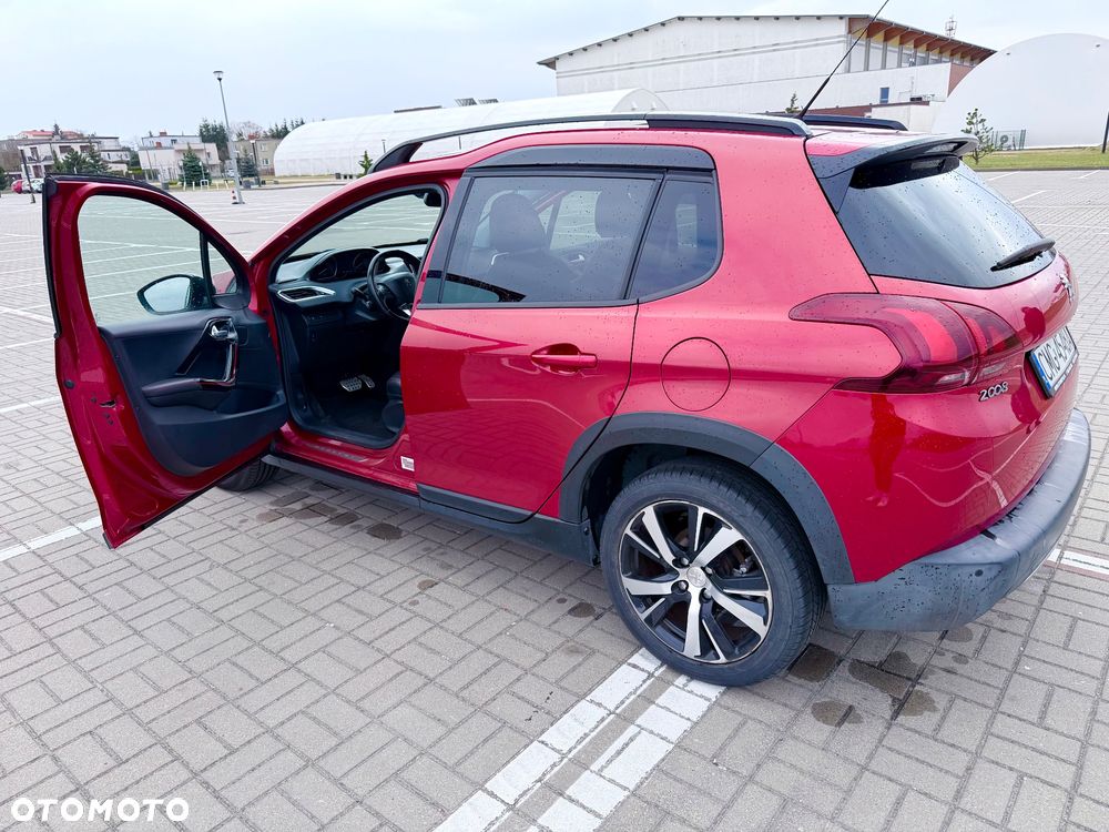 Peugeot 2008 1.2 Pure Tech Allure S&S EAT6 - 5