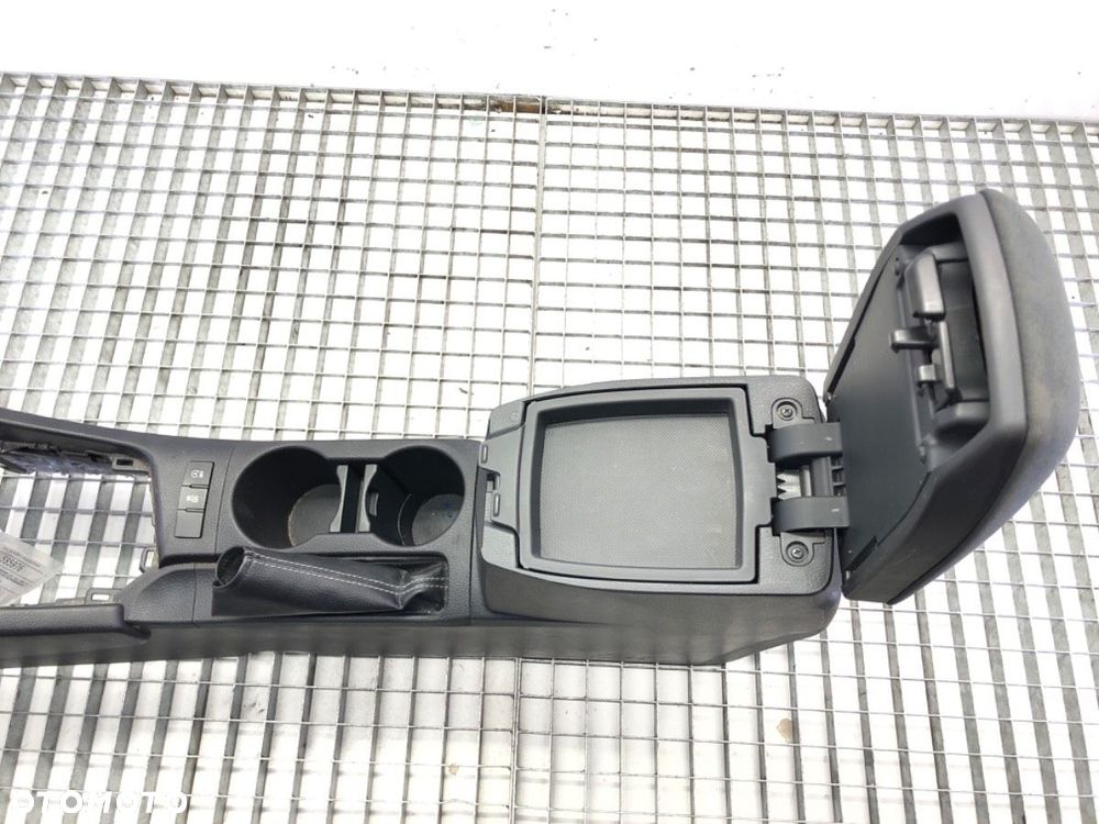 TUNEL ŚRODKOWY Z PODŁOKIETNIKIEM - 88.00 PLN - TOYOTA AURIS Kombi (_E18_) 2013 - 2018 1.6 D4-D - 3