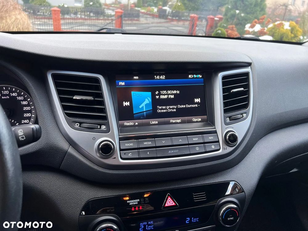 Hyundai Tucson blue 1.7 CRDi 2WD Style - 26