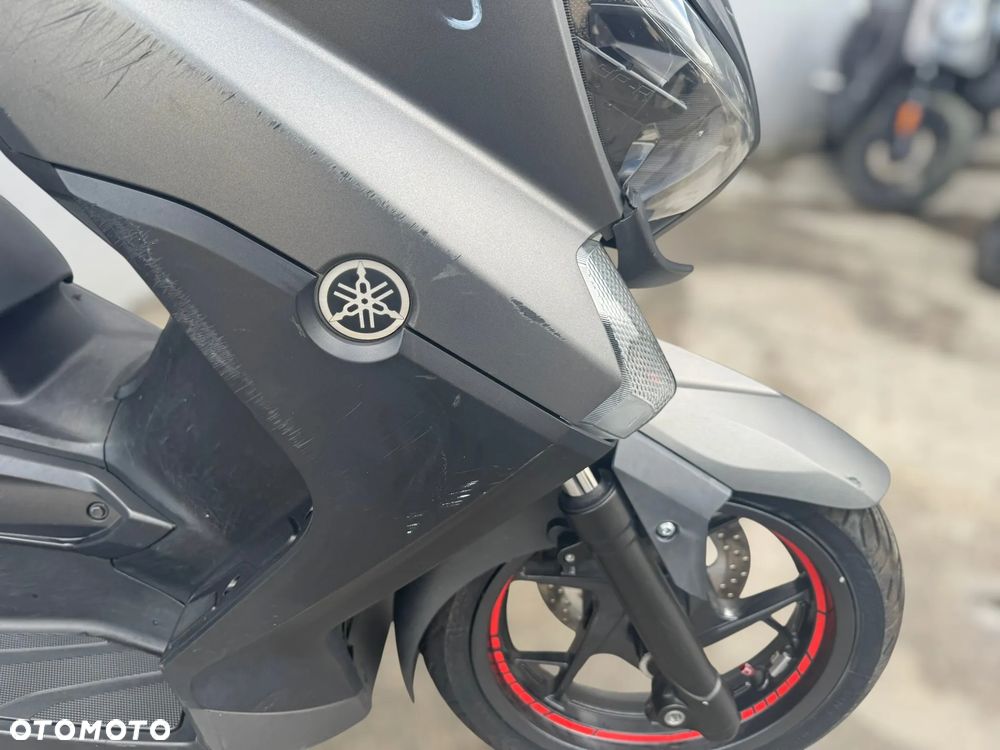 Yamaha X-max - 8