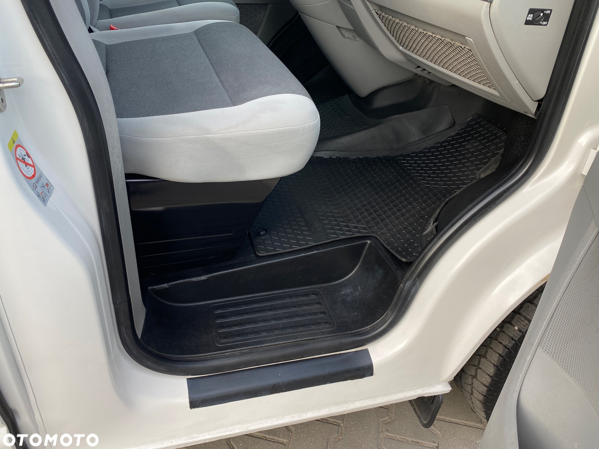 Volkswagen TRANSPORTER - 23