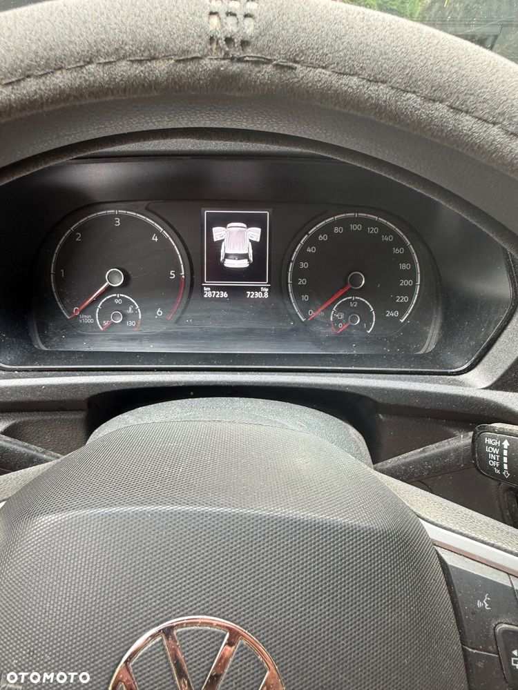 Volkswagen Caddy Maxi - 10