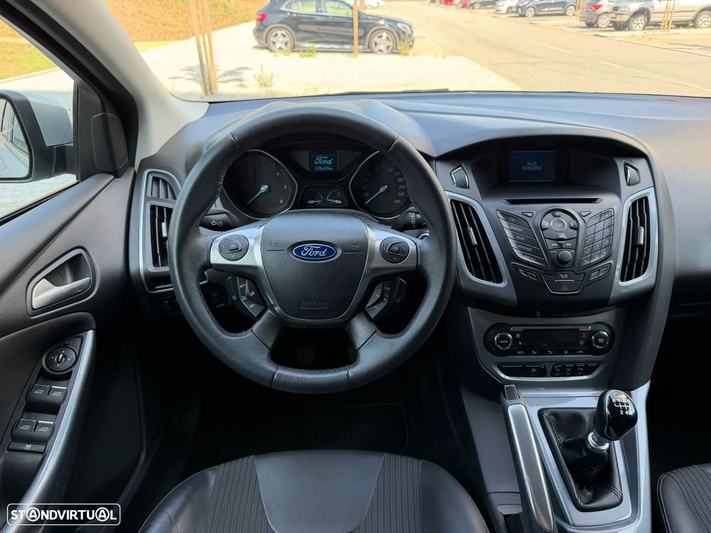 Ford Focus SW 1.6 TDCi Titanium Best - 8