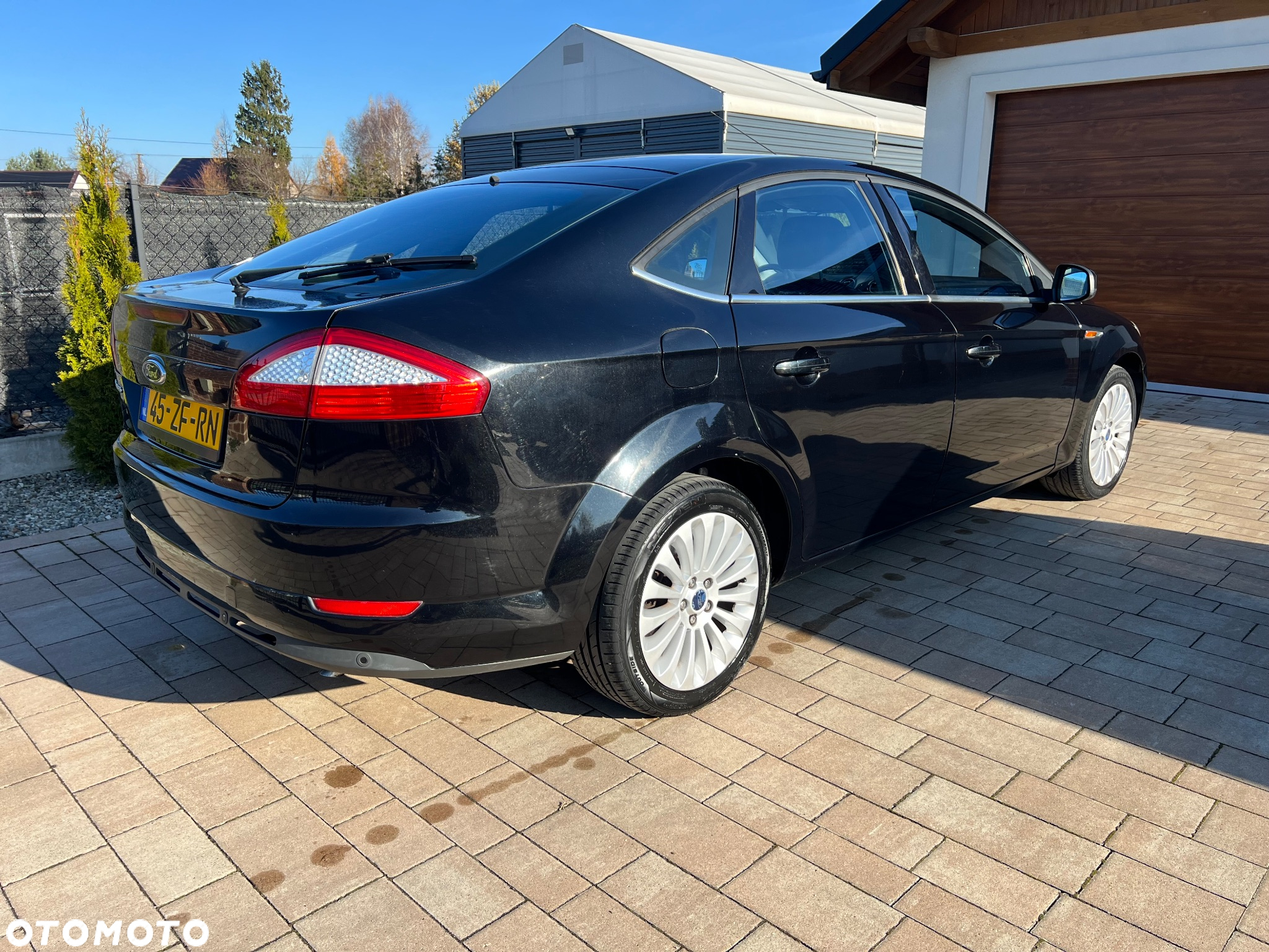 Ford Mondeo 2.3 Titanium - 4