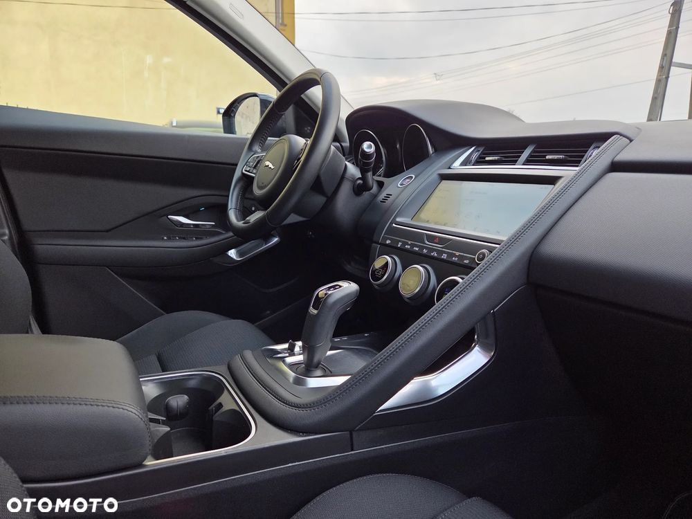 Jaguar E-Pace 2.0 i4P AWD - 18
