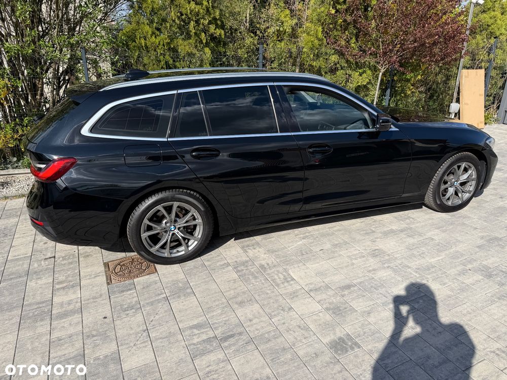 BMW Seria 3 320d Sport Line - 21