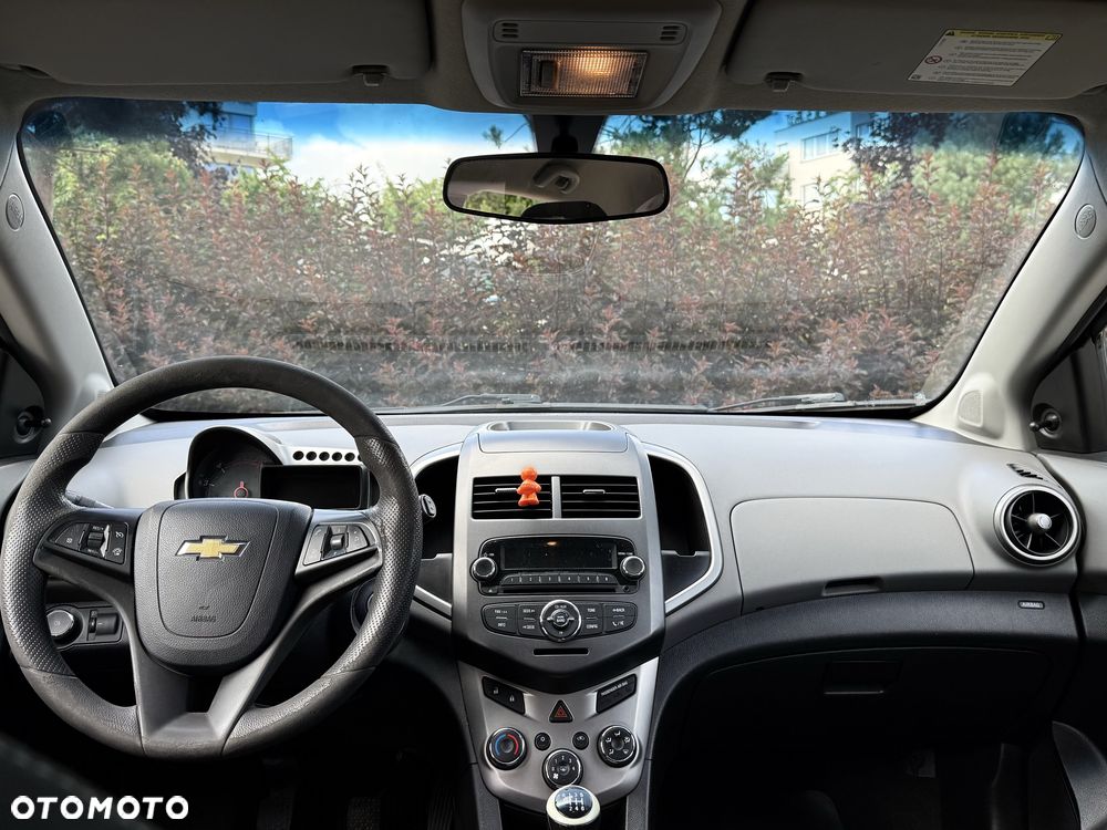 Chevrolet Aveo - 8
