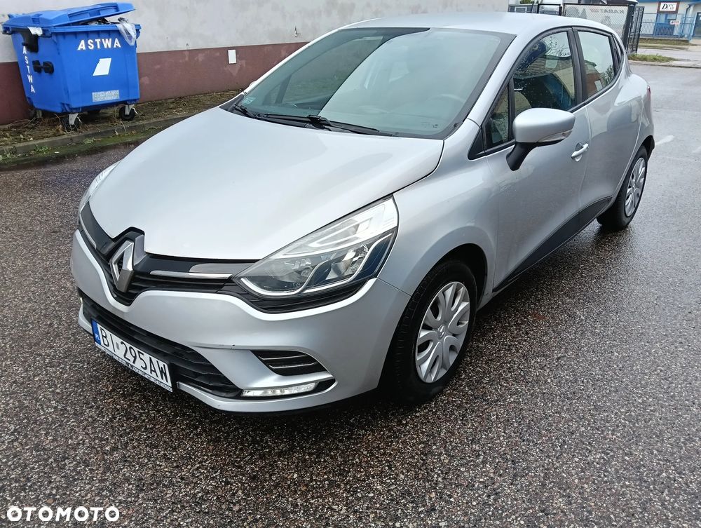 Renault Clio - 7