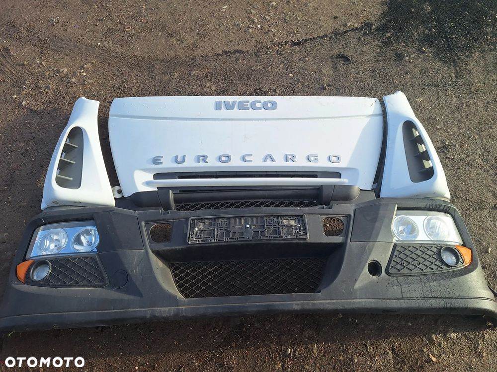 IVECO EUROCARGO EURO 6   zderzak maska owiewki - KOMPLET