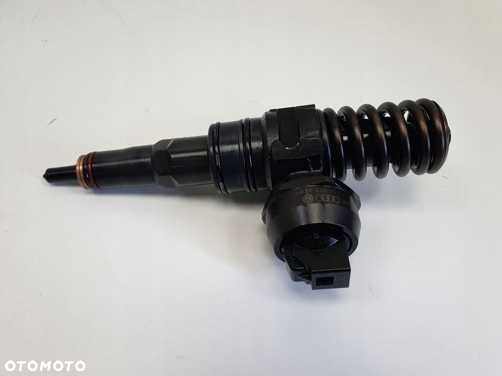 WTRYSKIWACZ VW Audi Skoda 1.9 TDI WTRYSK Wtryskiwacz pompowtryskiwacz 0381 - 4