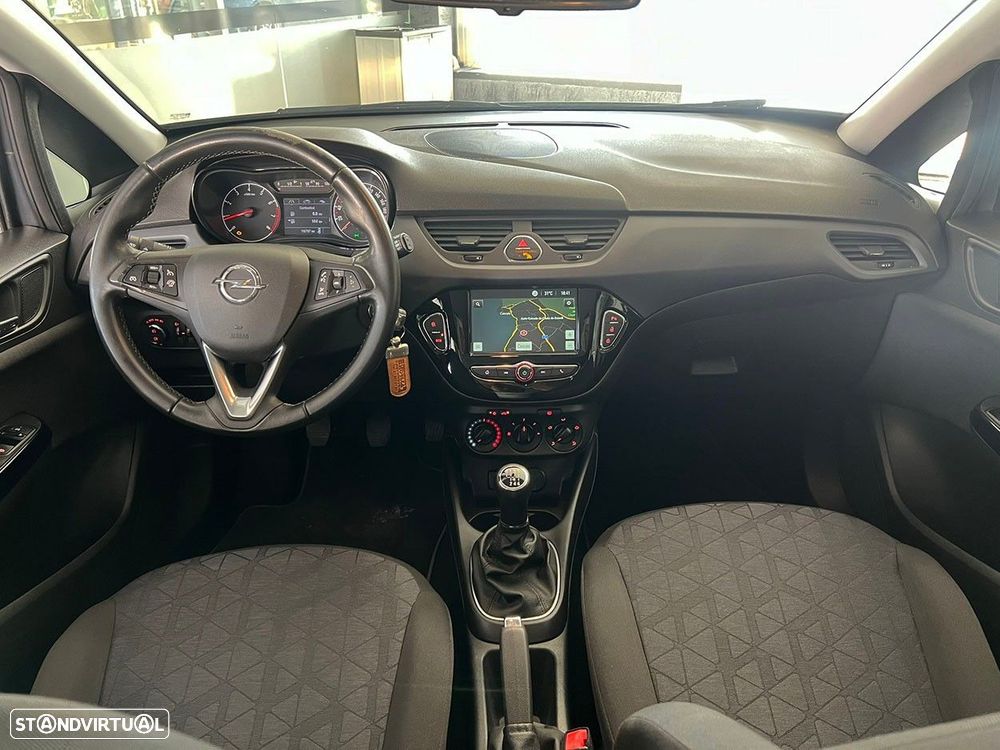 Opel Corsa 1.0 T 120 Anos - 11