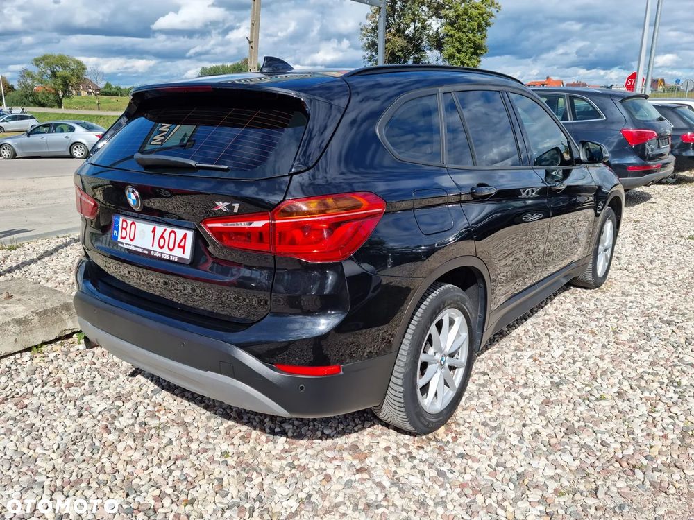 BMW X1 sDrive18i - 8