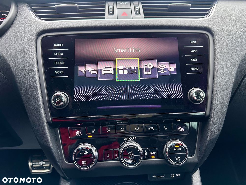 Skoda Octavia 2.0 TDI (Green tec) DSG RS - 26