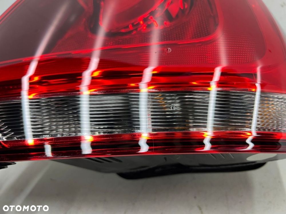 Lampa VW Polo V 6r 09-14r. NOWA prawa tylna w błotnik oryginalna prawy tył EUROPA - 6