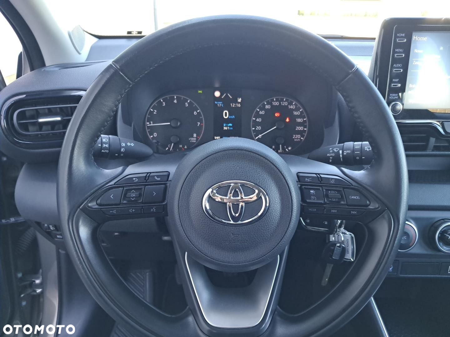 Toyota Yaris - 11