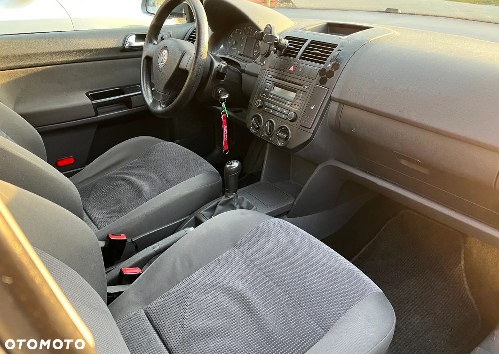 Volkswagen Polo 1.2 12V Comfortline - 5