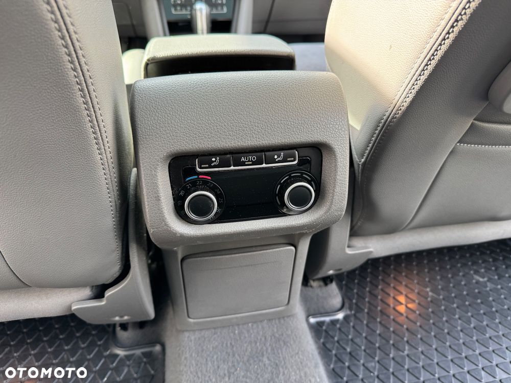 Volkswagen Sharan 2.0 TDI BMT Highline DSG - 11