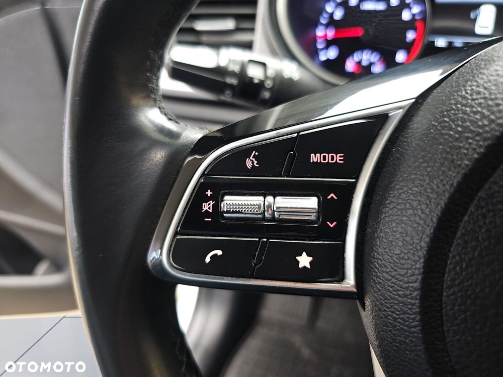 Kia Ceed 1.5 T-GDI M - 14