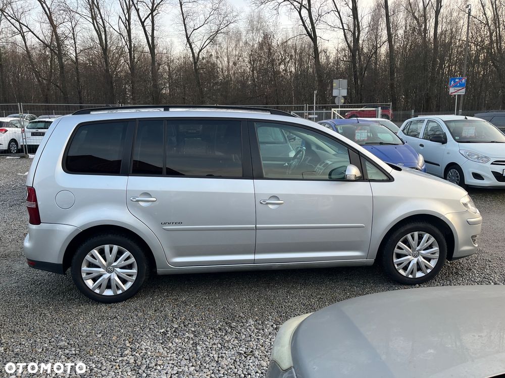 Volkswagen Touran 1.9 TDI United - 16