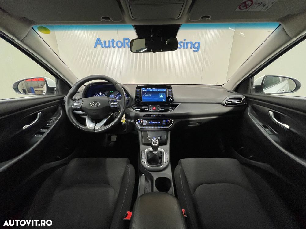 Hyundai i30 1.5 110CP M/T Highway - 8