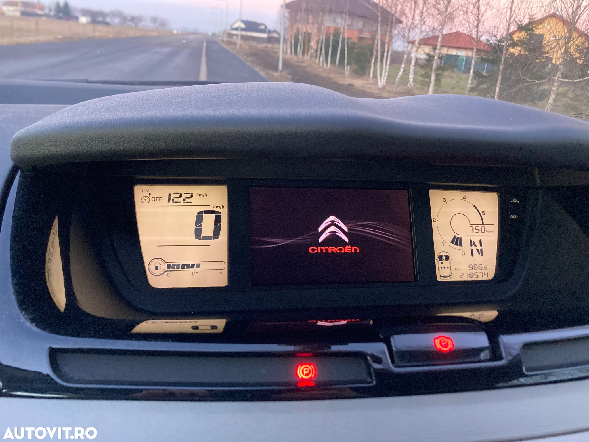 Citroën C4 Picasso 1.6 e-HDI Aut. Exclusive - 8