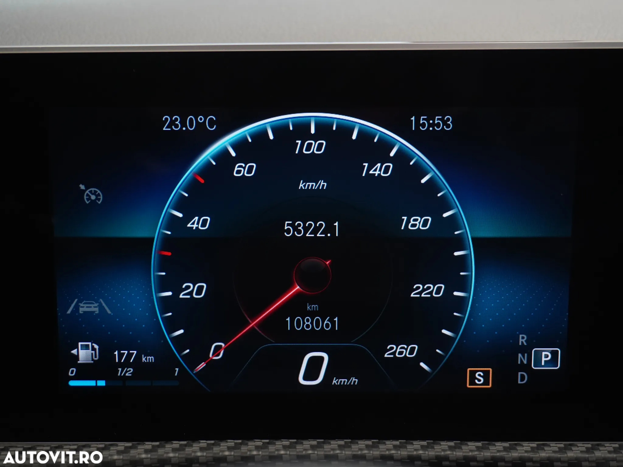 Mercedes-Benz CLA 180 d 7G-DCT - 38