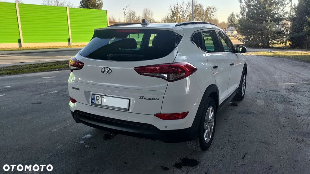 Hyundai Tucson blue 1.7 CRDi 2WD Passion Plus - 6
